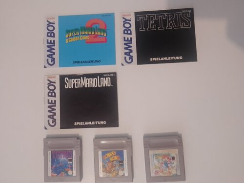 Περισσότερες πληροφορίες για "GAMEBOY cartridges and manuals"