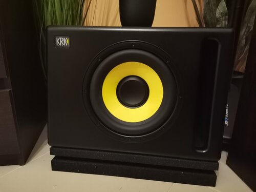 Περισσότερες πληροφορίες για "KRK S10.4 Powered Studio Subwoofer"