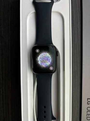 Περισσότερες πληροφορίες για "Apple Watch SE (40mm/Μαύρο)"