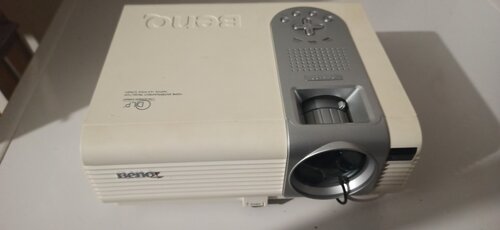 Περισσότερες πληροφορίες για "BENQ pe5120 DLP projector"