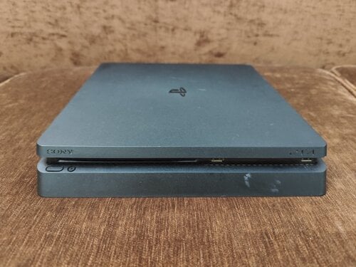 Περισσότερες πληροφορίες για "Playstation 4 slim 1tb"