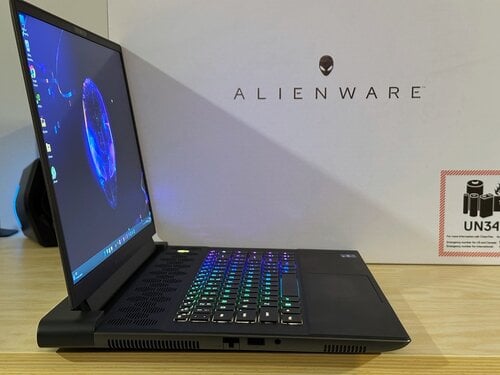 Περισσότερες πληροφορίες για "Dell Alienware M16 R1"