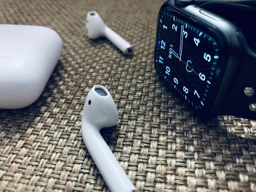 Περισσότερες πληροφορίες για "Apple AirPods (2nd generation) (Άσπρο)"