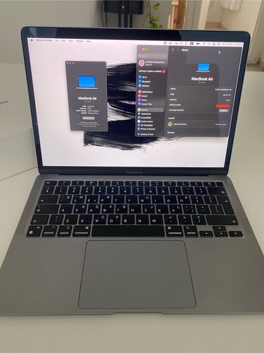 Περισσότερες πληροφορίες για "MACBOOK AIR M1 2020 8GB RAM 256GB HARD DISK"