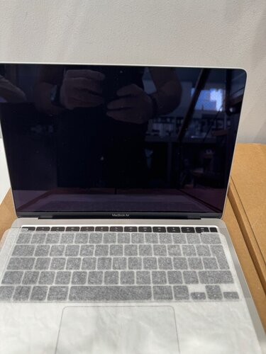 Περισσότερες πληροφορίες για "MacBook Air M1 16GB/256GB"