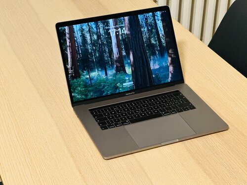 Περισσότερες πληροφορίες για "MacBook Pro 2018 i7 @ 2.6ghz, 16GB Ram, 512 SSD, 2 x GPUs [Αχρησιμοποίητο]"