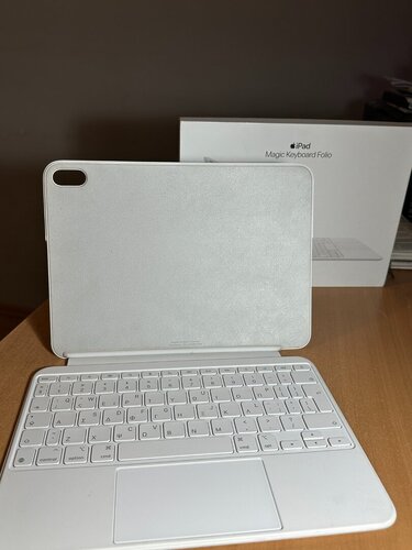 Περισσότερες πληροφορίες για "Magic Keyboard Folio for iPad 10th gen"