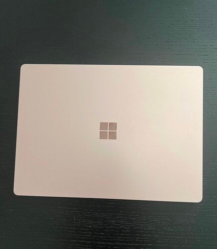 Περισσότερες πληροφορίες για "Microsoft Surface Laptop 4 (Ryzen 5 16GB 256GB) Sandstone"