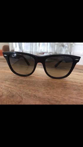 Περισσότερες πληροφορίες για "Μαύρα RayBan Wayfarer RB2140 901/32 (unisex, αυθεντικά)"