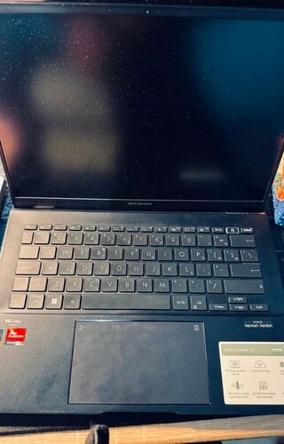 Περισσότερες πληροφορίες για "Laptop asus zen book 14’. Οθόνη 2,7 K. 16 RAM. 1 TB SSD"