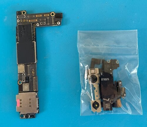 Περισσότερες πληροφορίες για "Apple iPhone 12 mini - 256gb - Motherboard - Χωρίς Face iD"