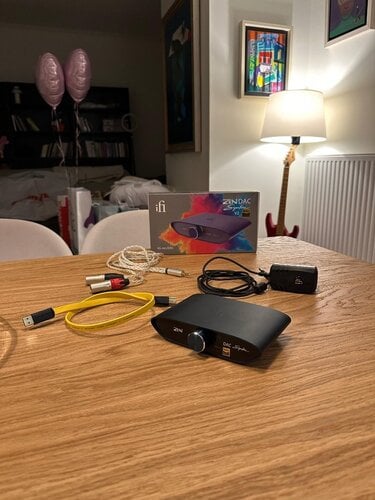 Περισσότερες πληροφορίες για "iFi Audio Zen Signature V2 DAC + iFi Audio Cable XLR + Wireworld Chroma 8 USB 3"