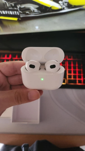 Περισσότερες πληροφορίες για "airpods 3 clone with case"