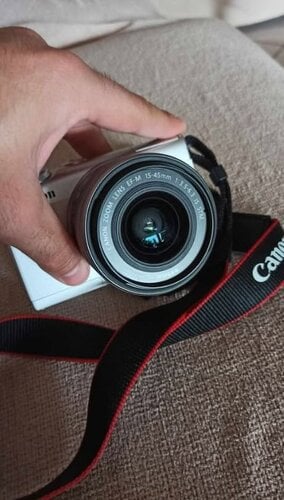 Περισσότερες πληροφορίες για "Canon EOS M200 Mirrorless Φωτογραφική Μηχανή"