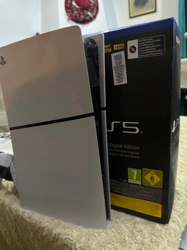 Περισσότερες πληροφορίες για "Sony PlayStation 5 Slim edition"