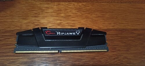 Περισσότερες πληροφορίες για "G.Skill Ripjaws V 32GB DDR4 RAM με 4 Modules (4x8GB) και Ταχύτητα 3200 για Desktop"