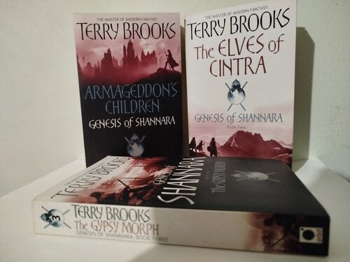 Περισσότερες πληροφορίες για "Terry Brooks τριλογία στα αγγλικά"