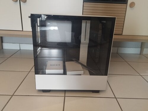 Περισσότερες πληροφορίες για "NZXT H500 (Midi Tower/Άσπρο)"