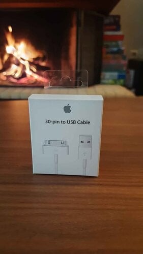 Περισσότερες πληροφορίες για "Apple 30-pin to USB καλώδιο φόρτισης αυθεντικό καινούριο"