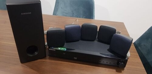 Περισσότερες πληροφορίες για "ΗΧΟΣΥΣΤΗΜΑ HOME THEATER SAMSUNG HT-Z120 - 5.1 - MP3 - JPG - DIVX - USB"