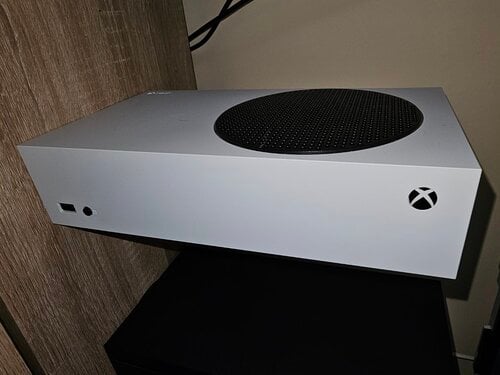 Περισσότερες πληροφορίες για "Microsoft Xbox Series S"