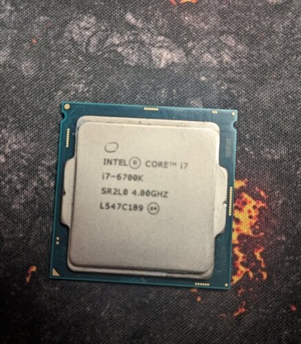 Περισσότερες πληροφορίες για "Intel Core i7-6700K 4GHz Επεξεργαστής 4 Πυρήνων για Socket 1151"