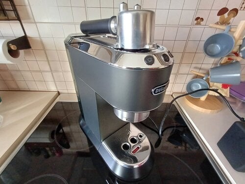 Περισσότερες πληροφορίες για "Μηχανή Espresso Delonghi EC685"