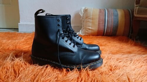 Περισσότερες πληροφορίες για "Dr Martens Ανδρικά Μποτάκια"