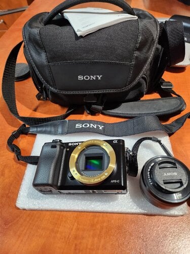 Περισσότερες πληροφορίες για "SONY a 6000"