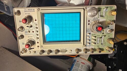 Περισσότερες πληροφορίες για "Tektronix 465b"