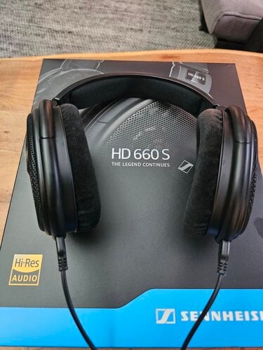 Περισσότερες πληροφορίες για "SENNHEISER HD660S"