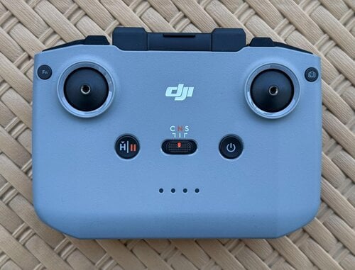 Περισσότερες πληροφορίες για "DJI RC-N3 Remote Controller"