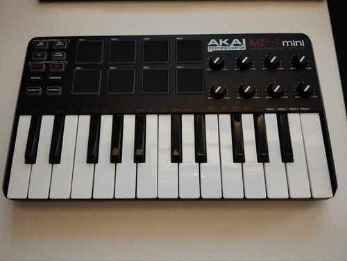 Περισσότερες πληροφορίες για "Akai MPK mini MK1"