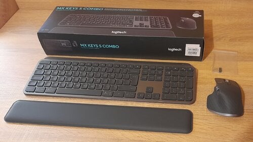 Περισσότερες πληροφορίες για "Logitech MX KEYS-S Combo ( Keybd+mouse+Armrest )"