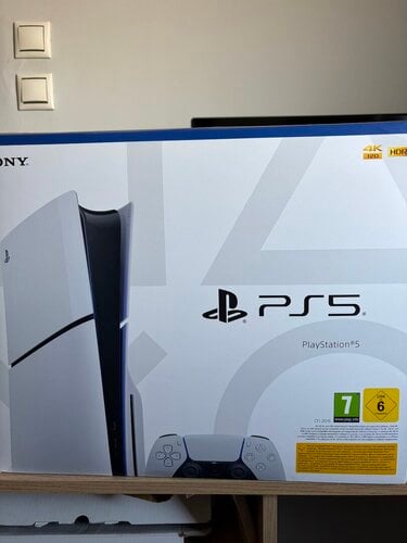 Περισσότερες πληροφορίες για "Sony PlayStation 5 Slim + EA Sports FC 24"