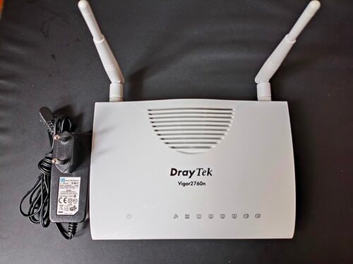 Περισσότερες πληροφορίες για "Draytek 2760n wifi modem router"