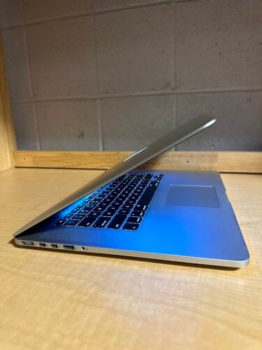 Περισσότερες πληροφορίες για "Macbook Pro 15inch i7"