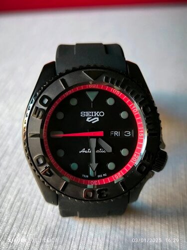 Περισσότερες πληροφορίες για "Seiko Mod Skx Black Red NH36 Automatic watch"