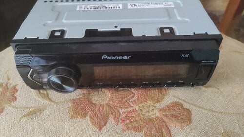 Περισσότερες πληροφορίες για "Pioneer MVH-S120UB"