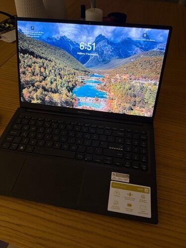 Περισσότερες πληροφορίες για "Asus Vivobook  x1505za OLED FHD 16gb 1TB ssd"