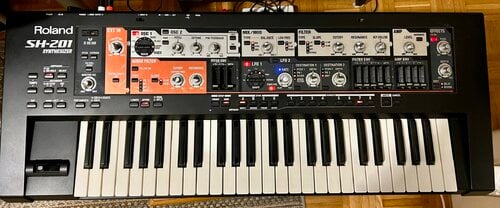 Περισσότερες πληροφορίες για "Roland sh-201 Synthesizer - Θεσσαλονίκη"