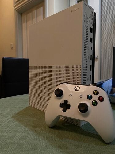 Περισσότερες πληροφορίες για "Xbox One S white 1TB"