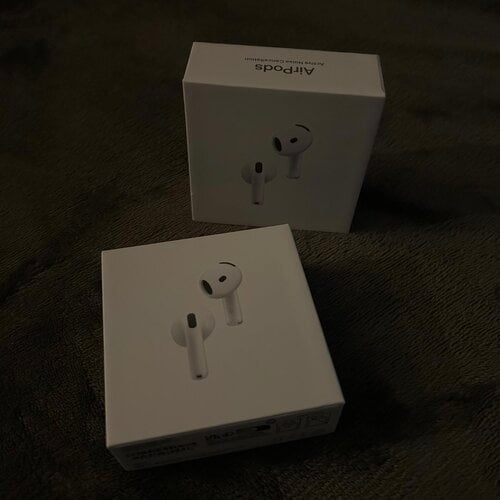 Περισσότερες πληροφορίες για "2 κλειστά Airpods 4th generation"