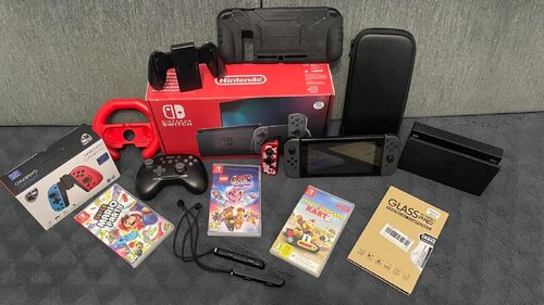 Περισσότερες πληροφορίες για "Nintendo Switch + EXTRAS"