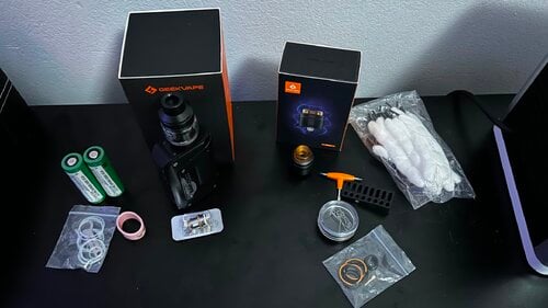 Περισσότερες πληροφορίες για "Geekvape Aegis L200 Zeus Z Kit + Geekvape Talo X RDA"