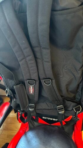 Περισσότερες πληροφορίες για "Eastpak Tranzpack Black "