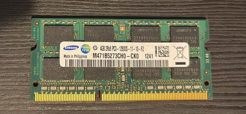 Περισσότερες πληροφορίες για "DDR3 4gb Samsung 12800s μνήμη"