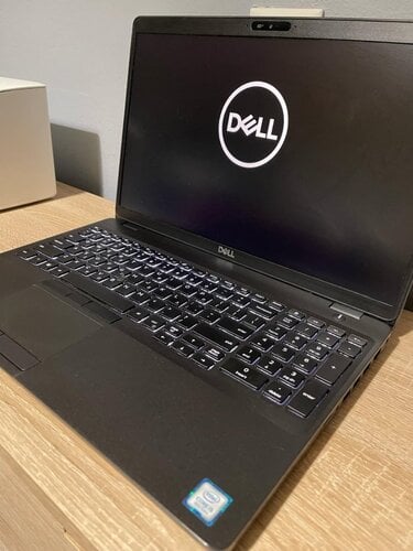 Περισσότερες πληροφορίες για "Dell Latitude 5500 FHD 15,6" 16GB 256GB SSD intel i5-8265U"