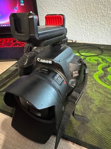 Περισσότερες πληροφορίες για "Canon EOS 250D"