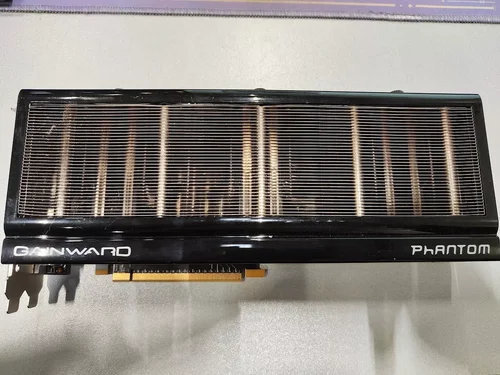 Περισσότερες πληροφορίες για "Gtx 980 gainward phantom"